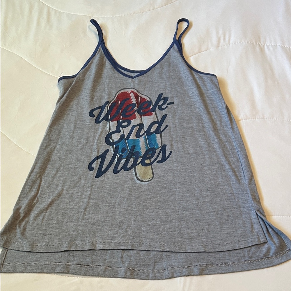Stylish Gray Tank with Blue Accents